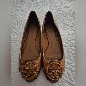 Tory Burch Amanda Mini Wedge sz 8.5